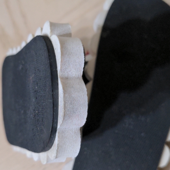 Marni Flip Flops - Picture 11 of 16